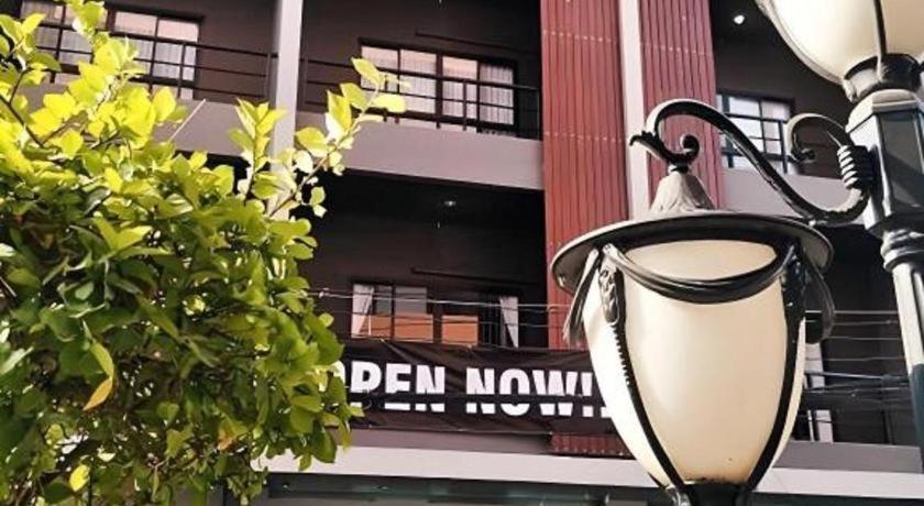 Melodi Hotel Dannok Sadao Esterno foto
