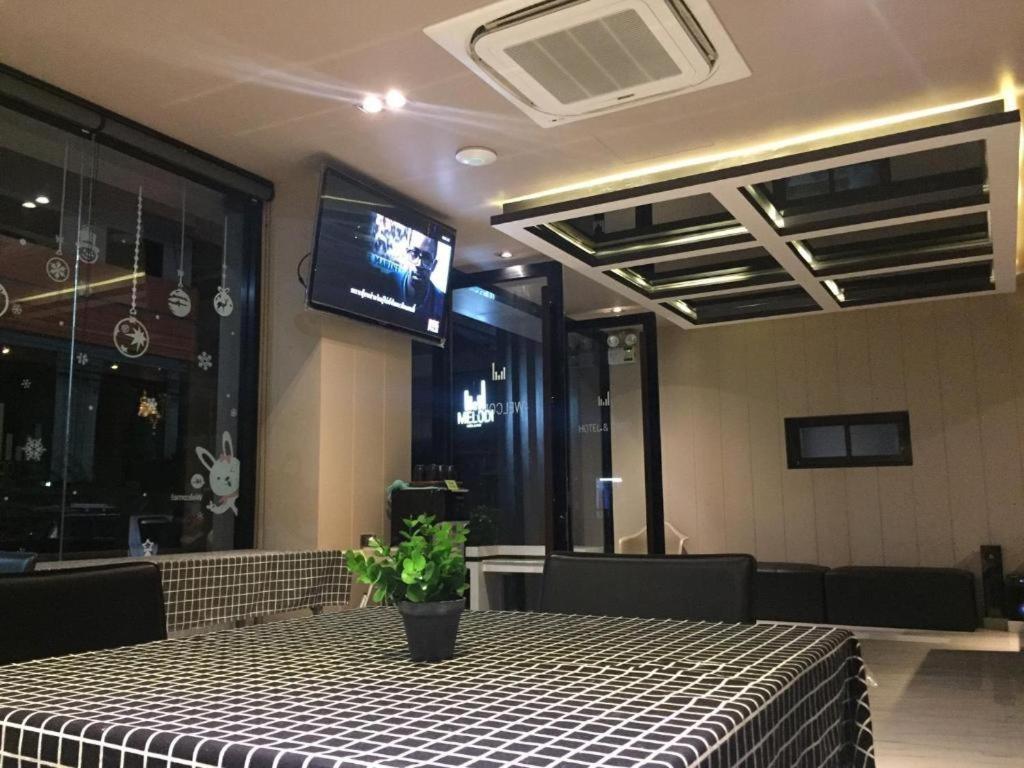 Melodi Hotel Dannok Sadao Esterno foto